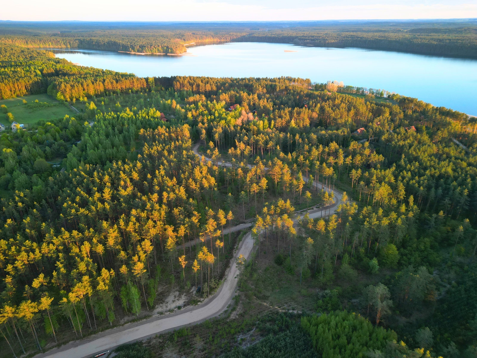 Działki nad jeziorem